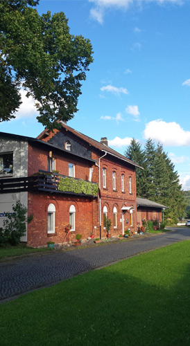 Abdichtung-Bruchsteinmauerwerk-und-Wandvergelung in Region-Alfeld zur Trockenlegung.