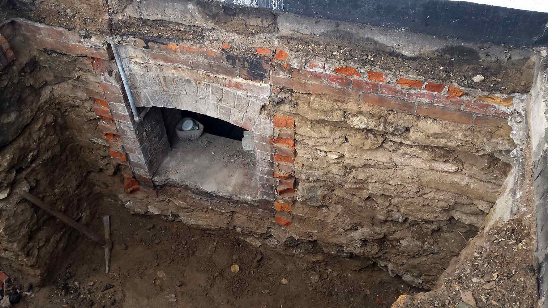 Teilausschachtung Kellerwand
